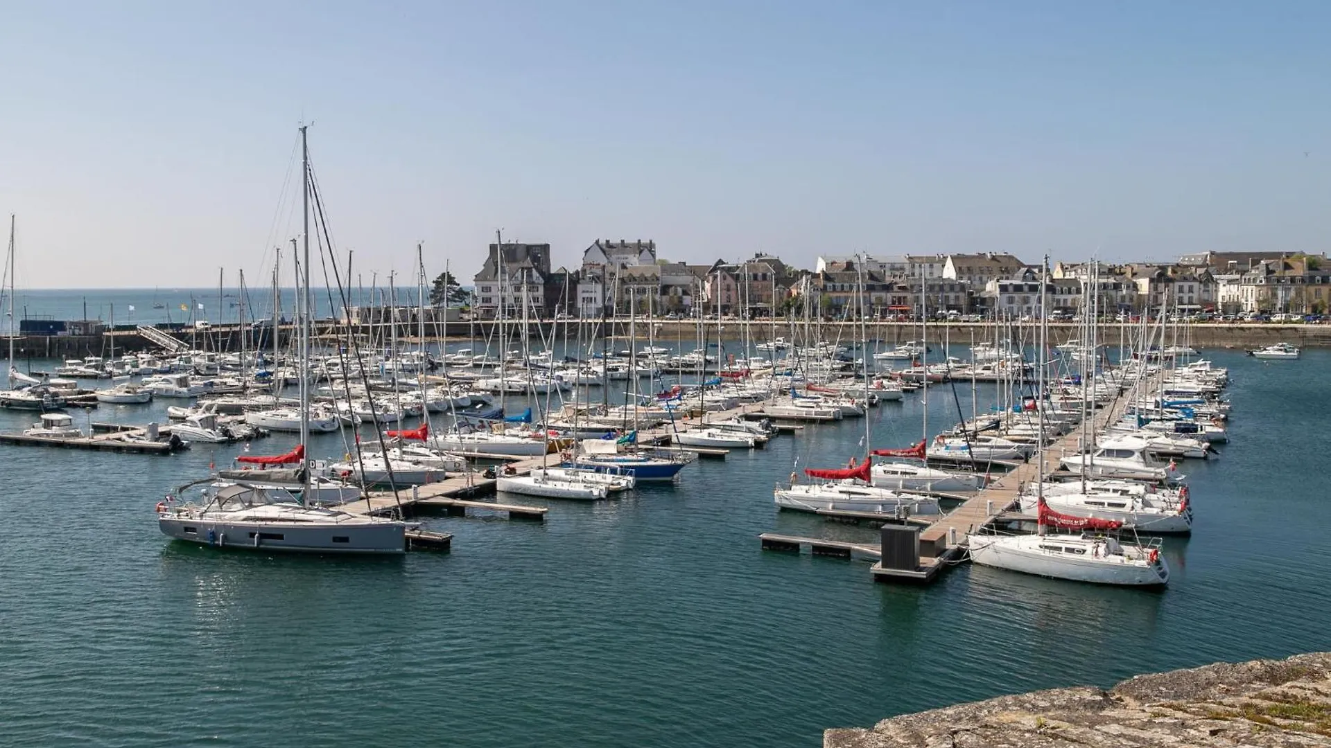 Holiday Home Gite Au Jardin - Ccn106 By Interhome Concarneau